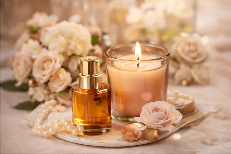 Premium fragrance and self-care essentials with candle and flowers from Glamour Ceylon